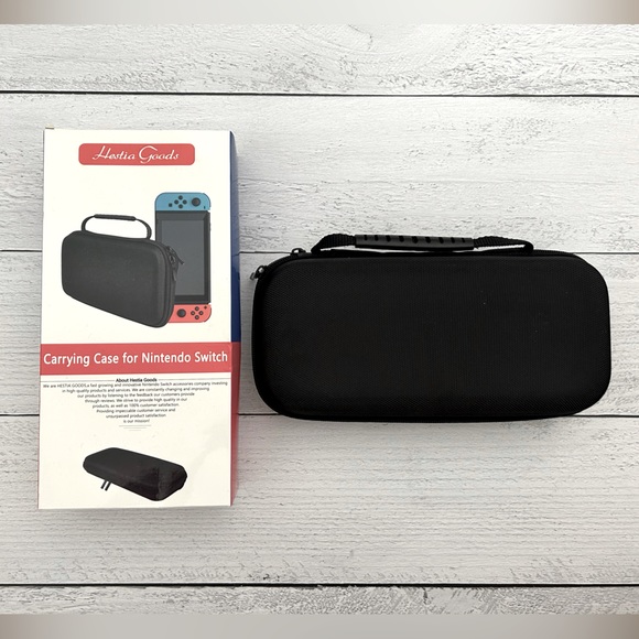 NEW Nintendo Switch Carrying Case - Picture 2 of 7